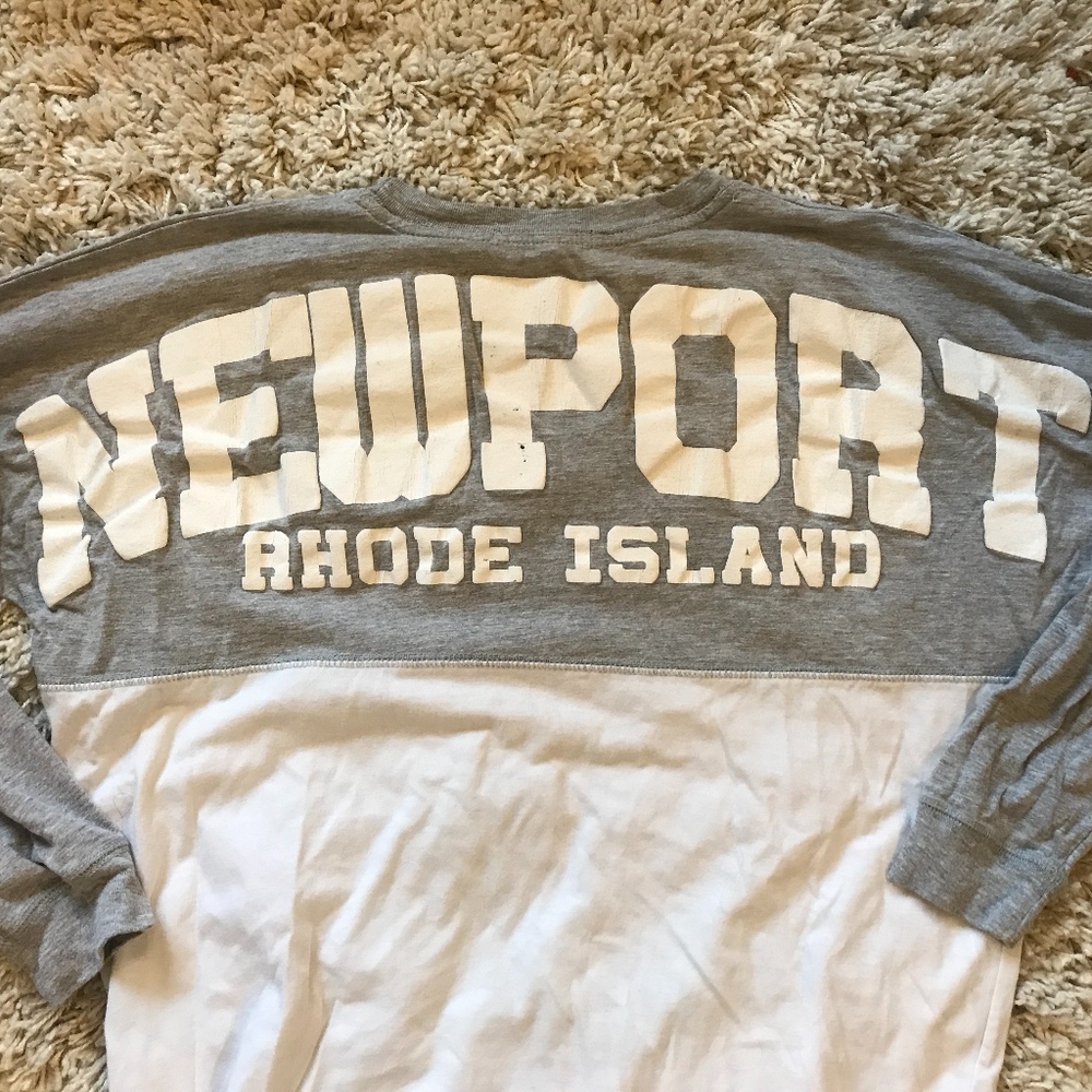 Gray/White Vintage Oversized Newport RI Shirt
